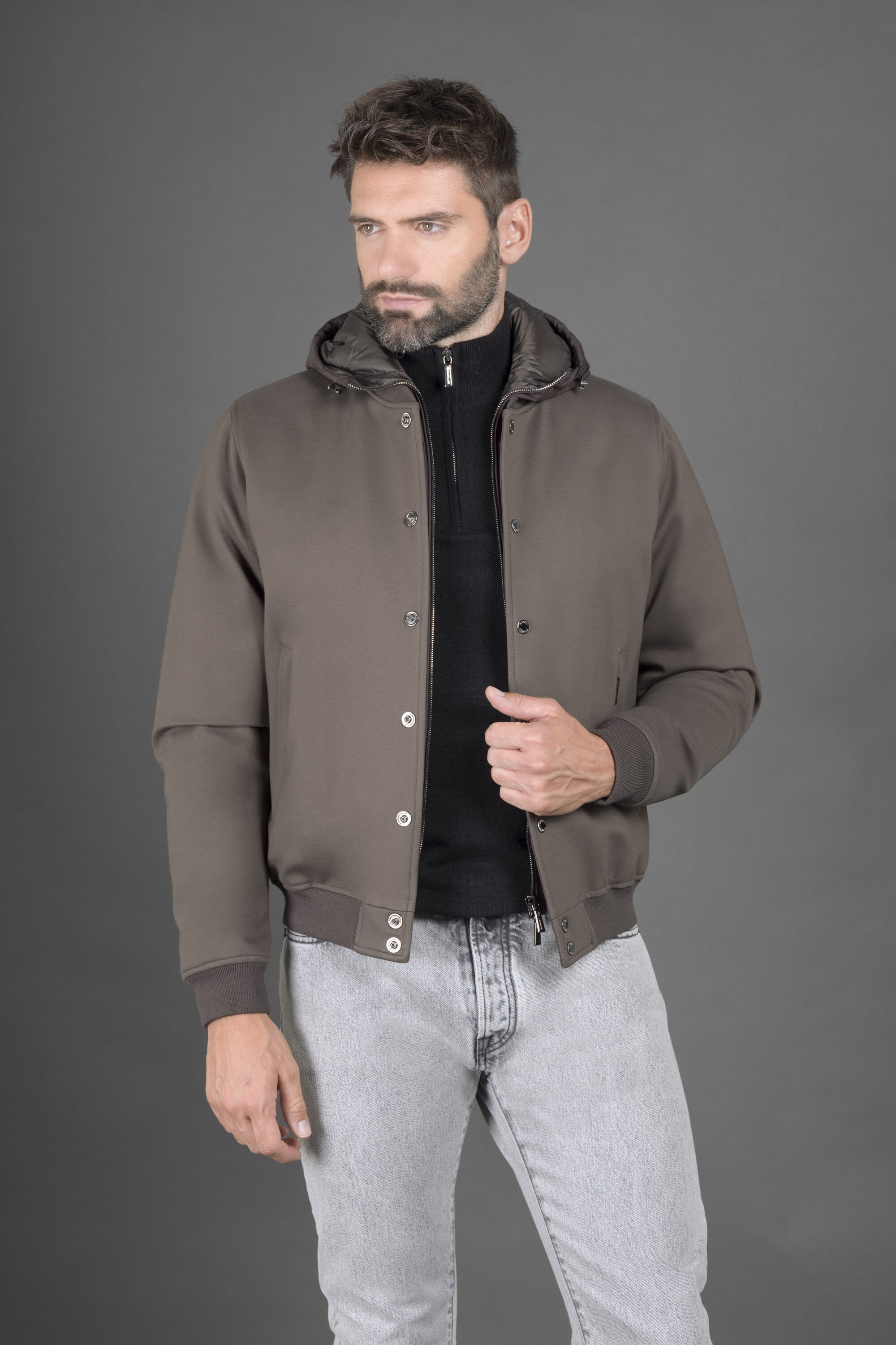 CALLUM-TZ（MILITARE）：イタリアで生まれた、ラグジュアリ