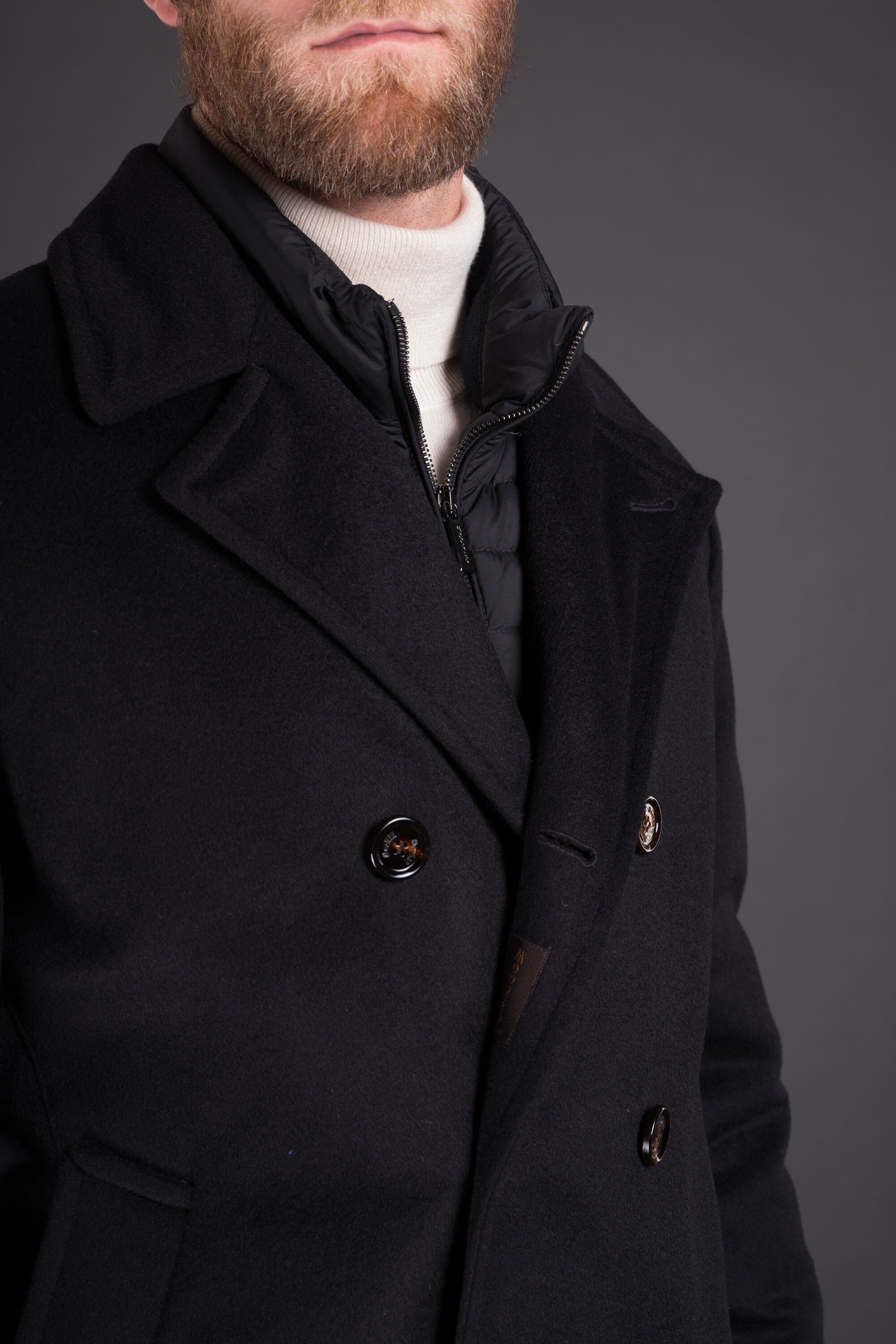 BOLGI-LE（NAVY）：イタリアで生まれた、ラグジュアリ