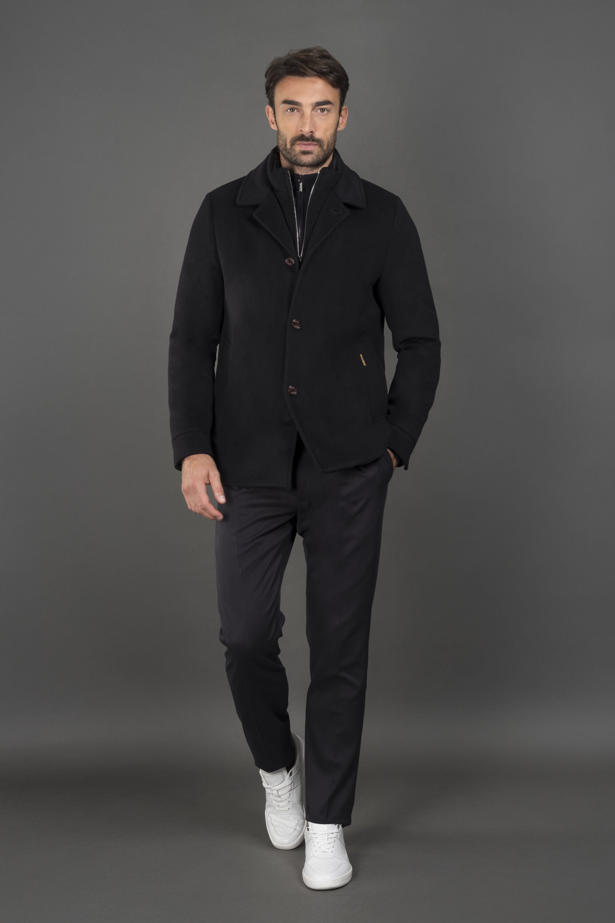 MENDEL-TI in BLUSCURO: Luxury Italian Jackets for Men | MooRER®