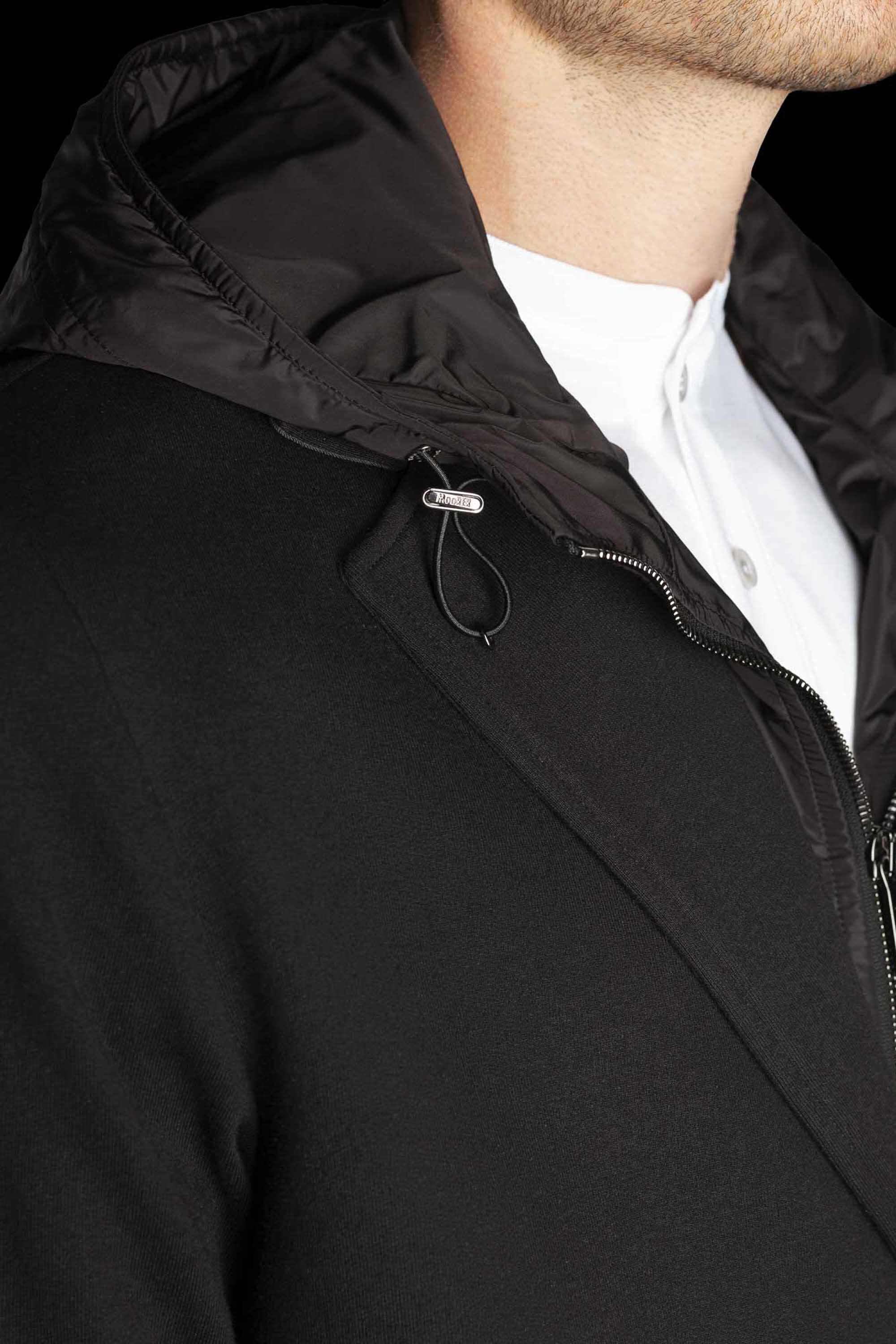 ORTEGA-RAF（黒い）：イタリアで生まれた、ラグジュアリ