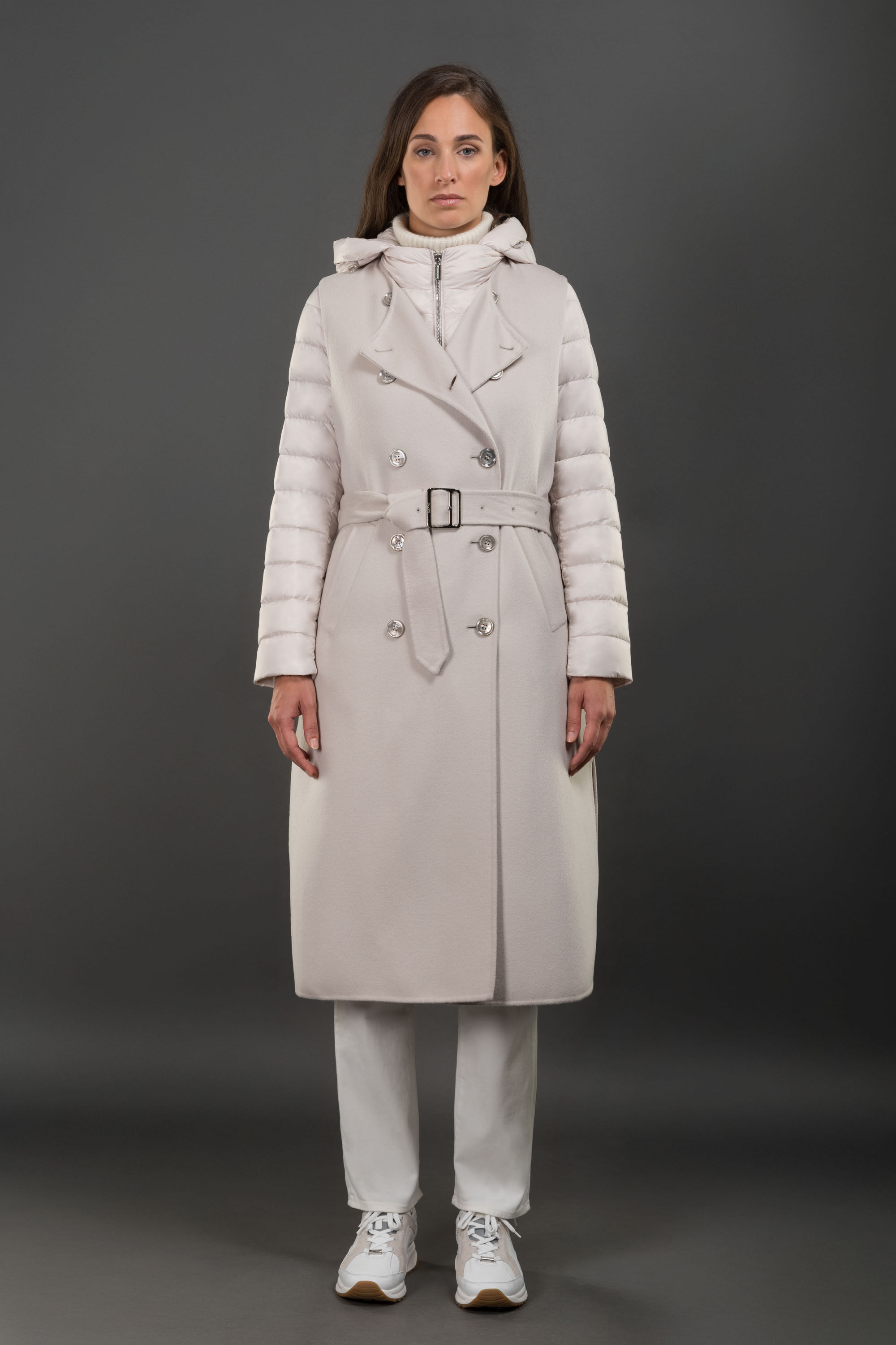 新品　RIVAMONTI リバモンティ ジャケット 42 イタリア製 白 HARNA-CWR（MARMO）：イタリアで生まれた、ラグジュアリ ジャケット