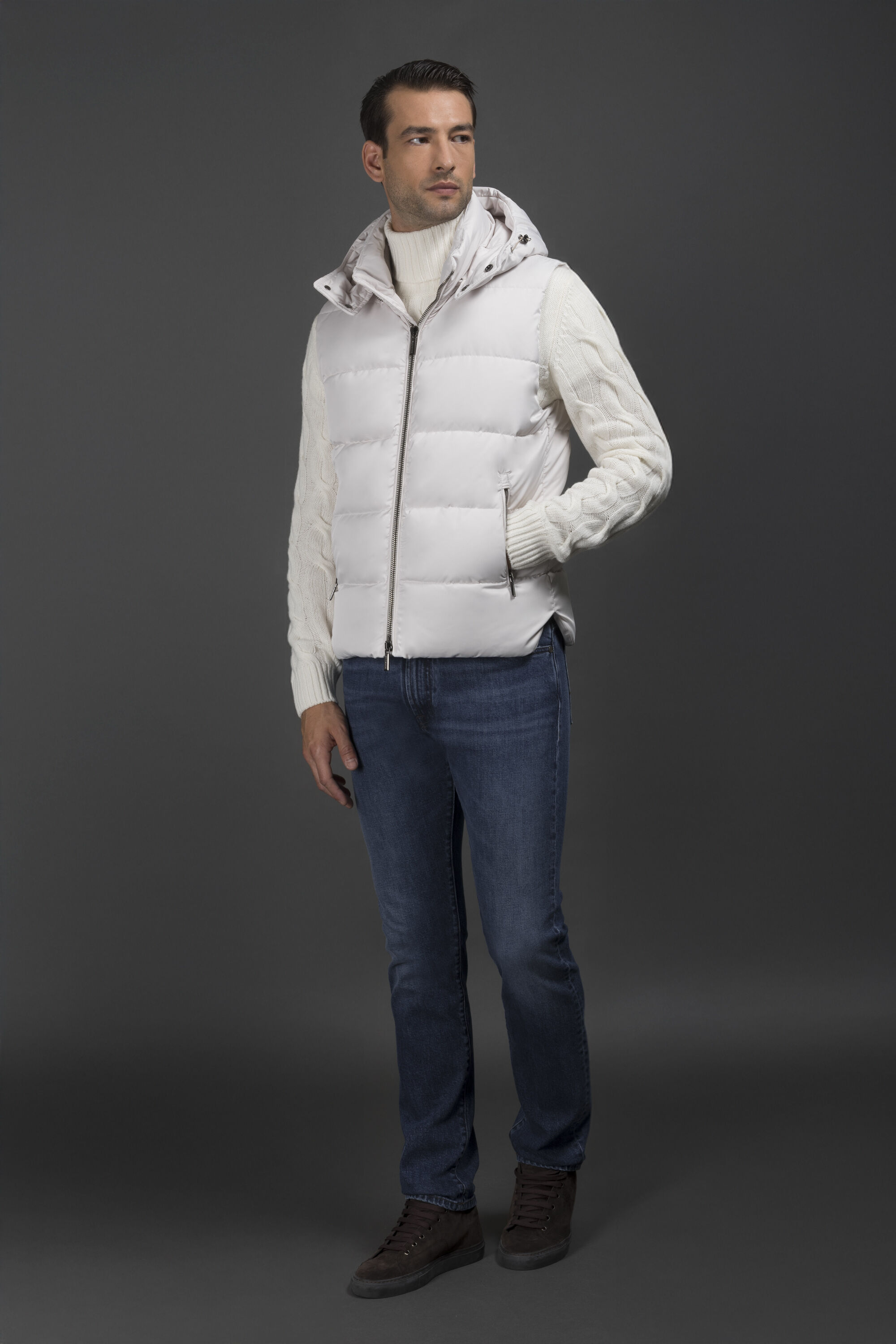 FIRE-WK（AVORIO）：イタリアで生まれた、ラグジュアリ ジャケット