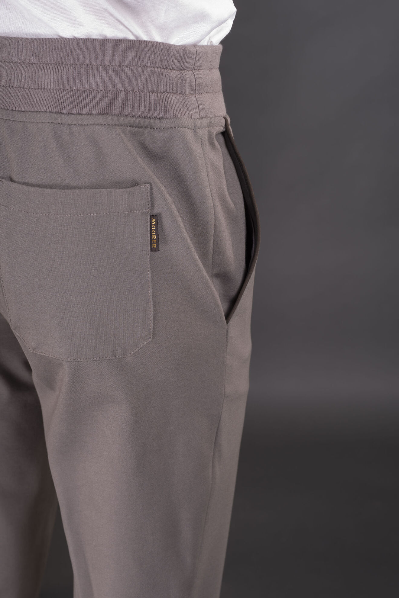 Moorer MATTHEW-J TAUPE