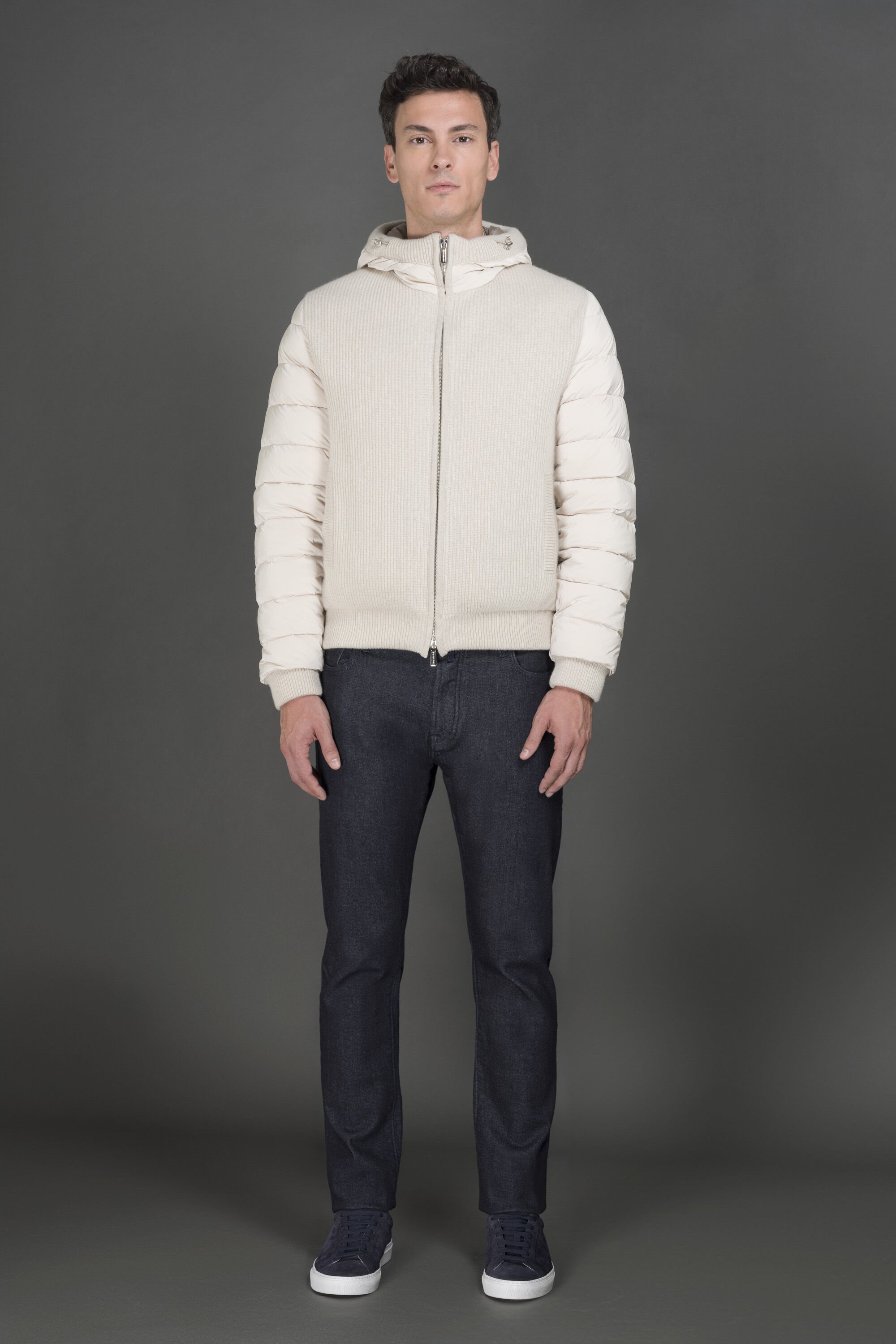 極美品✨ MOORE SINIA-WK ナイロン ジャケット　ベージュ　40 ZAYN-KN（NUT）：イタリアで生まれた、ラグジュアリ ジャケット | MooRER®