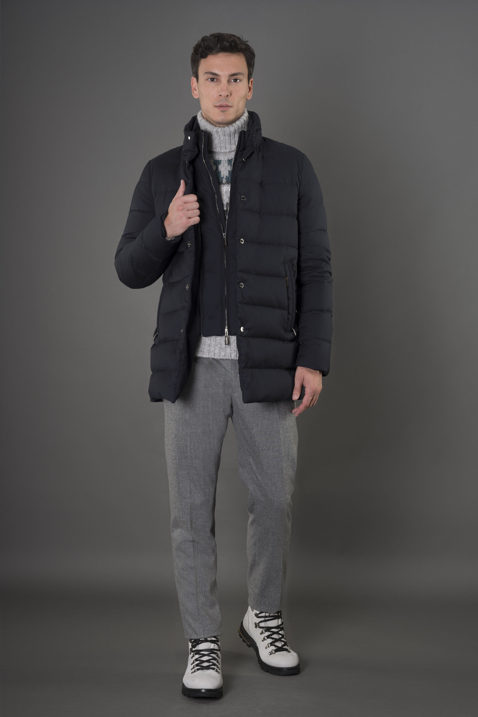 IMEL-PUM（DARKBLU）：イタリアで生まれた、ラグジュアリ