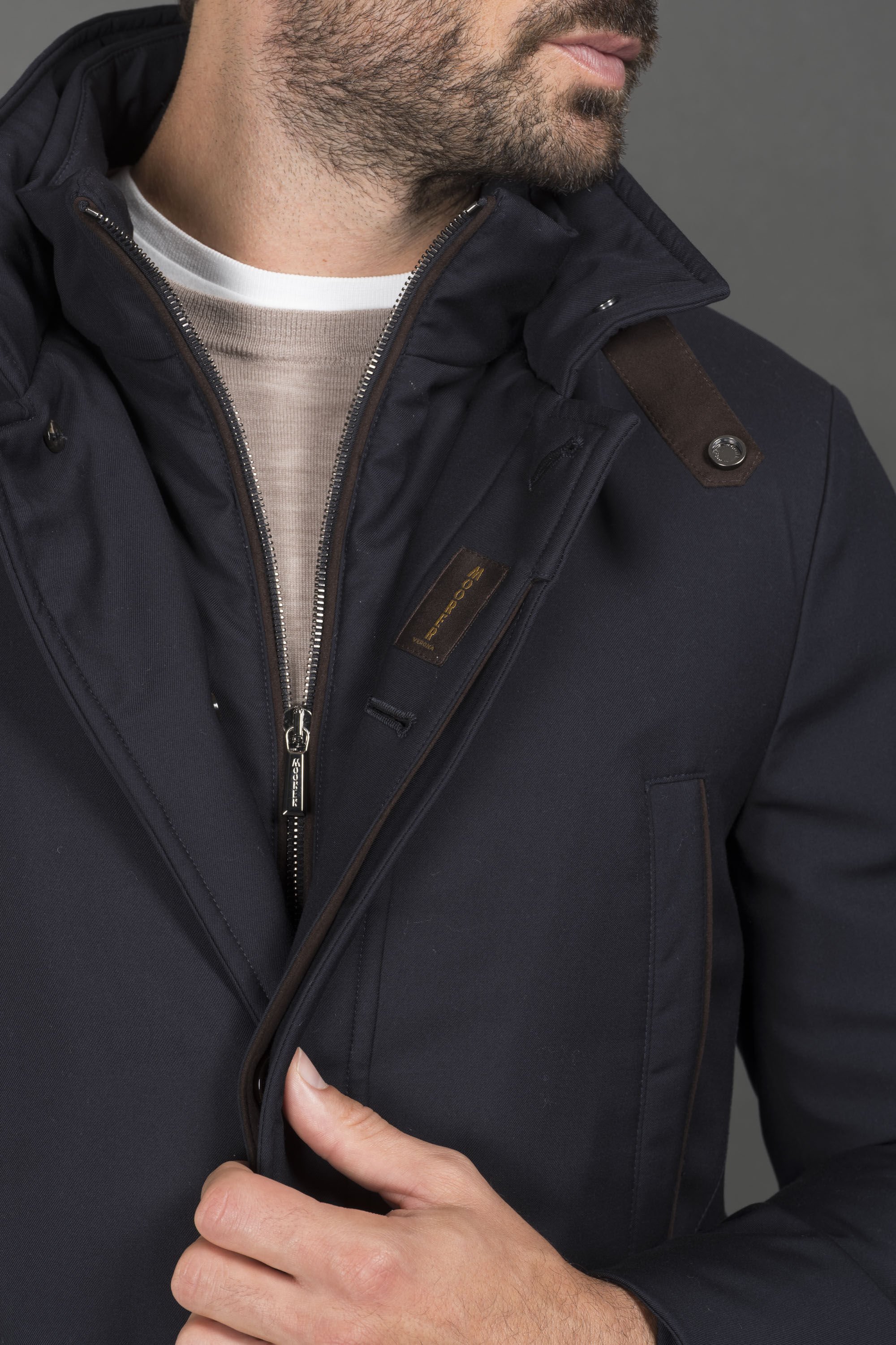 DRIVE-S-PUM（DARKBLU）：イタリアで生まれた、ラグジュアリ