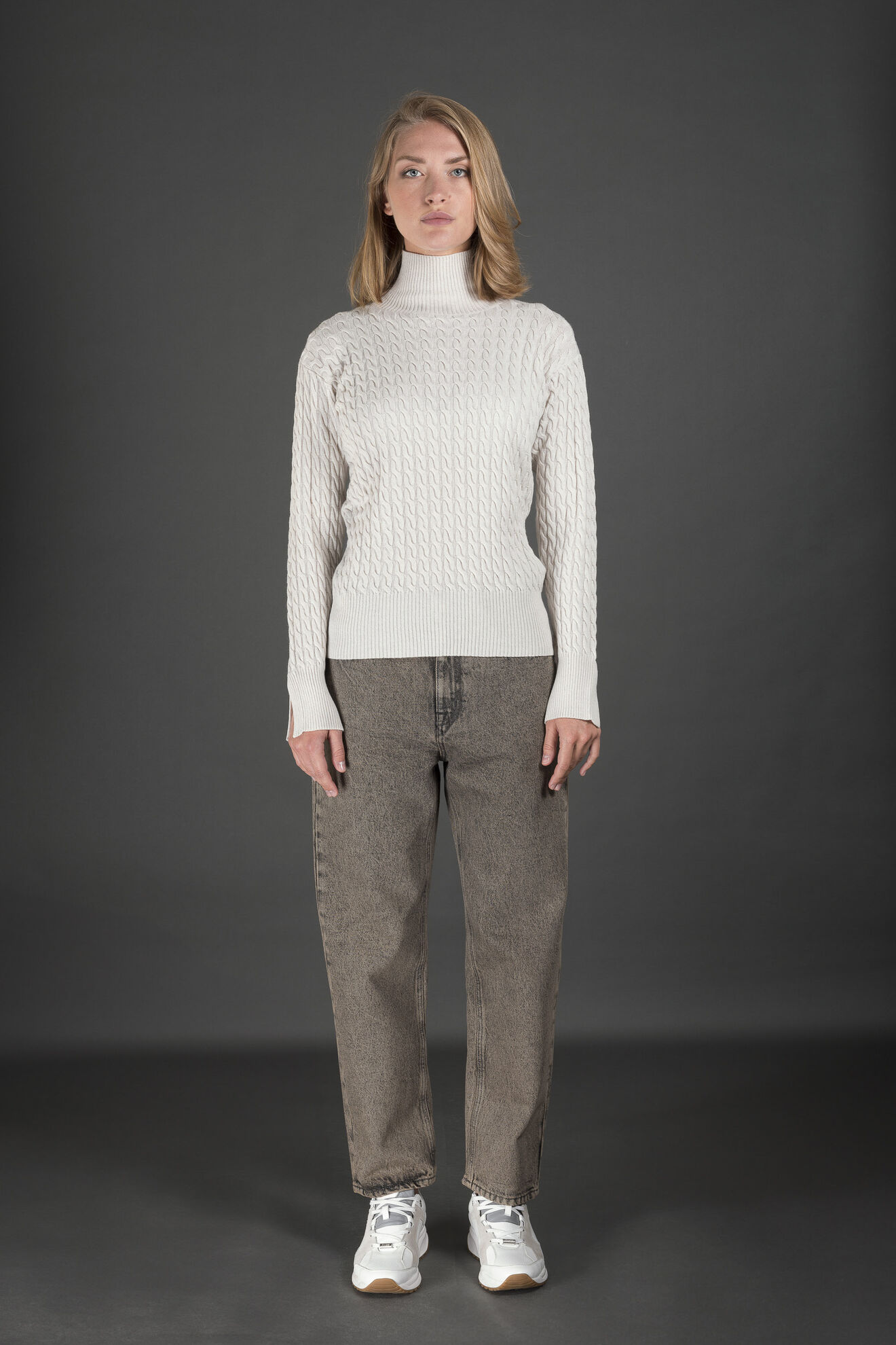 Moorer ELLIS-CWS STUCCO