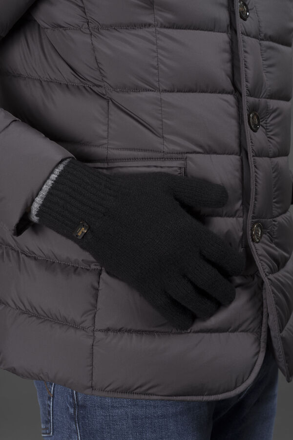 Moorer EASTON-CWS EMBASSY/KENSINGTON