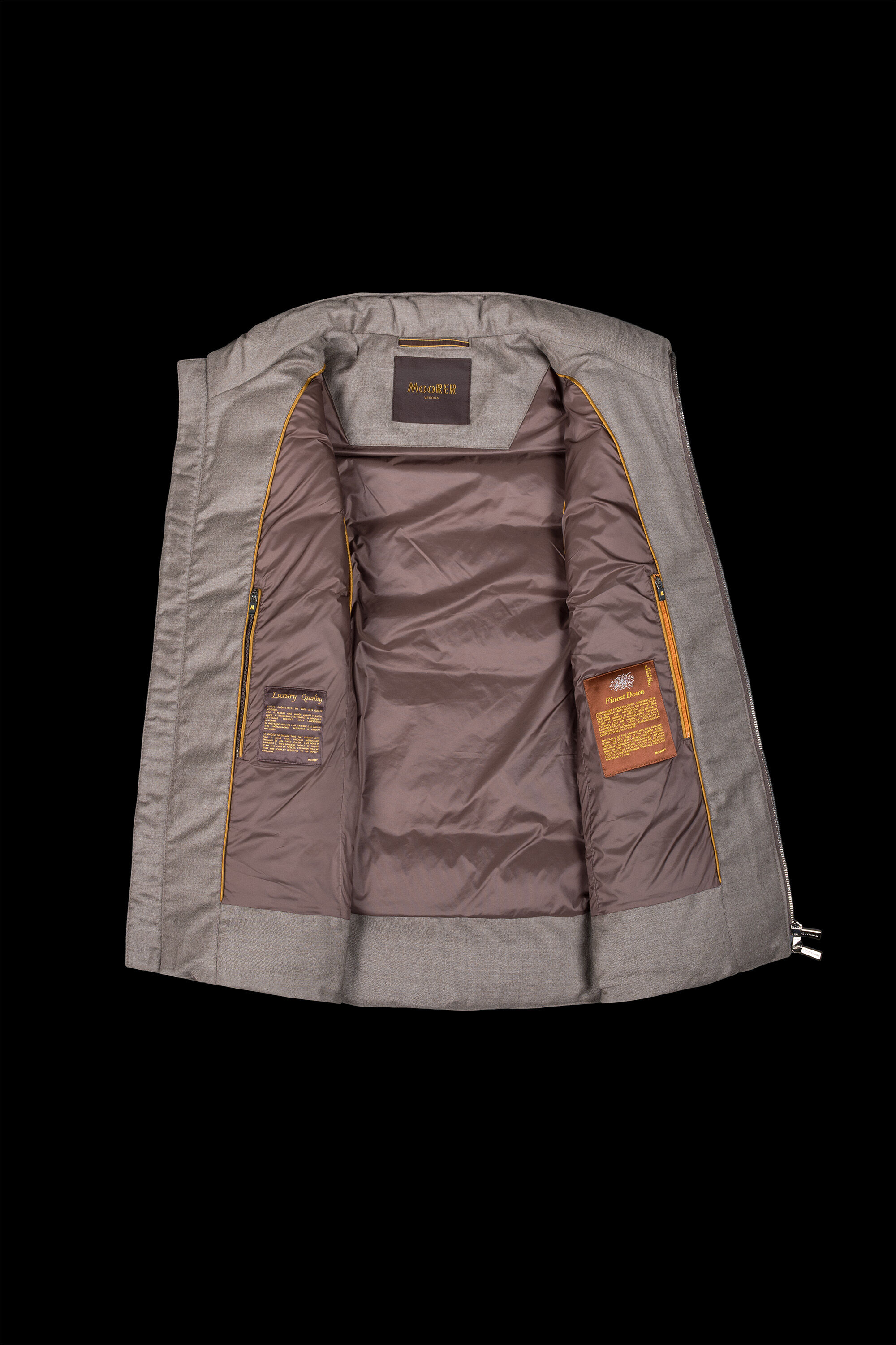 OLIVER-L（BEIGE）：イタリアで生まれた、ラグジュアリ ベスト | MooRER®