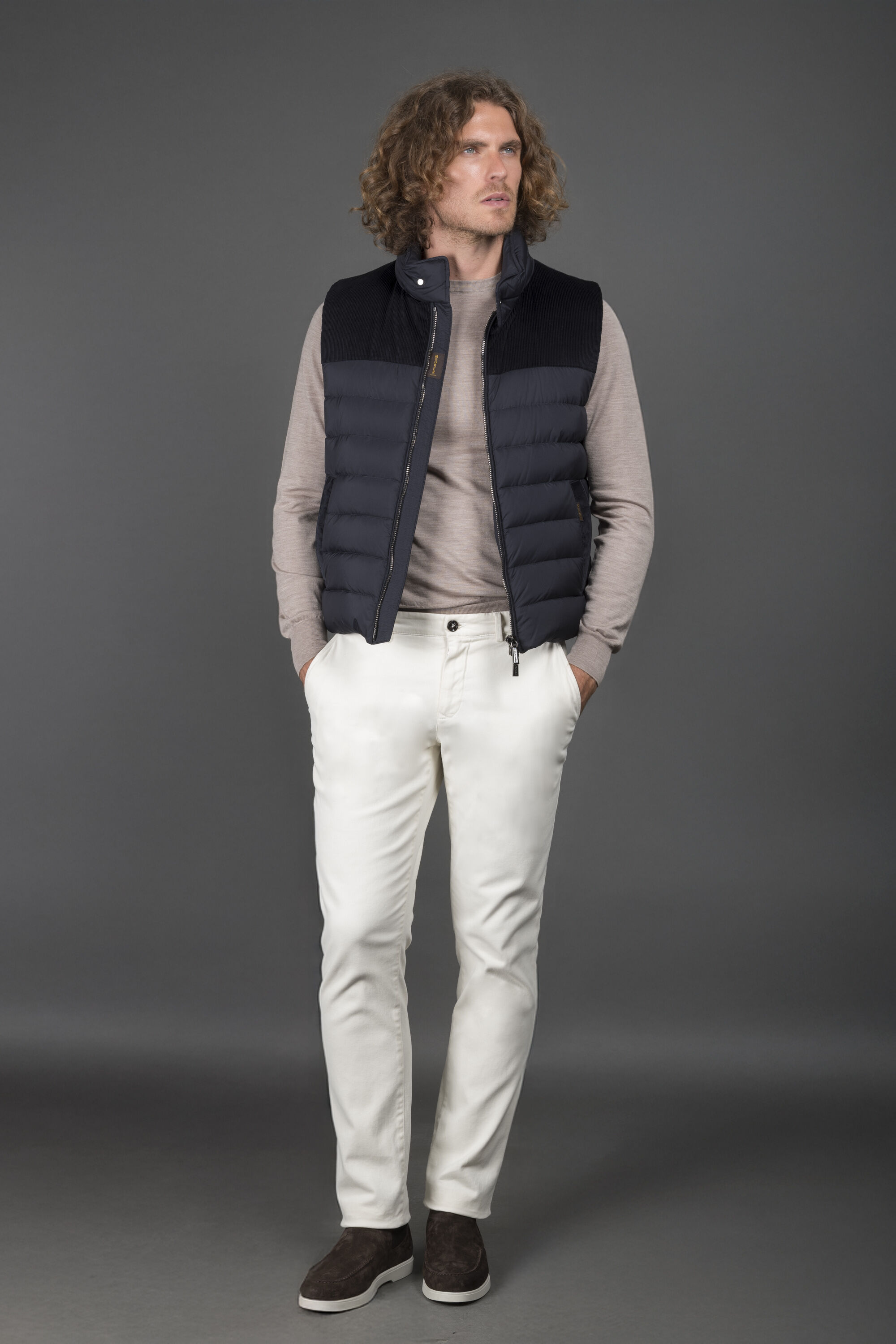 LIPPI-VHS in BLU: Luxury Italian Vests for Men | MooRER® LIPPI-VHS in BLU: Luxury Italian Vests for Men | MooRER®